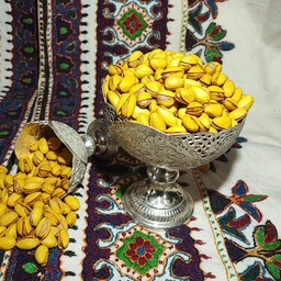 پسته احمدآقایی نیتال خام ، بوداده و زعفرانی تازه رفسنجان یک کیلویی